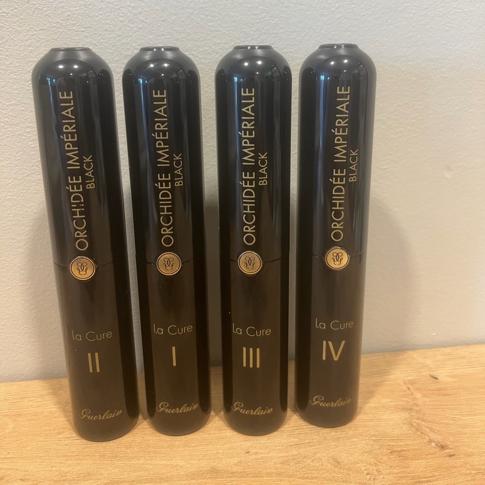 Guerlain Orchidée Imperiale Black Cure Anti Aging 4 Week Treatment. (No Box)